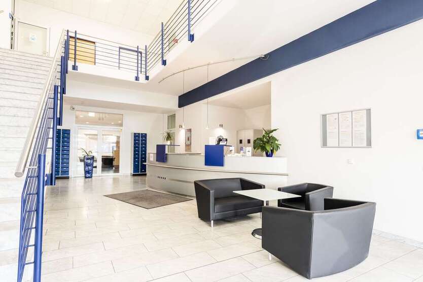 Büro in Troisdorf 289,70 € 13.83 m²