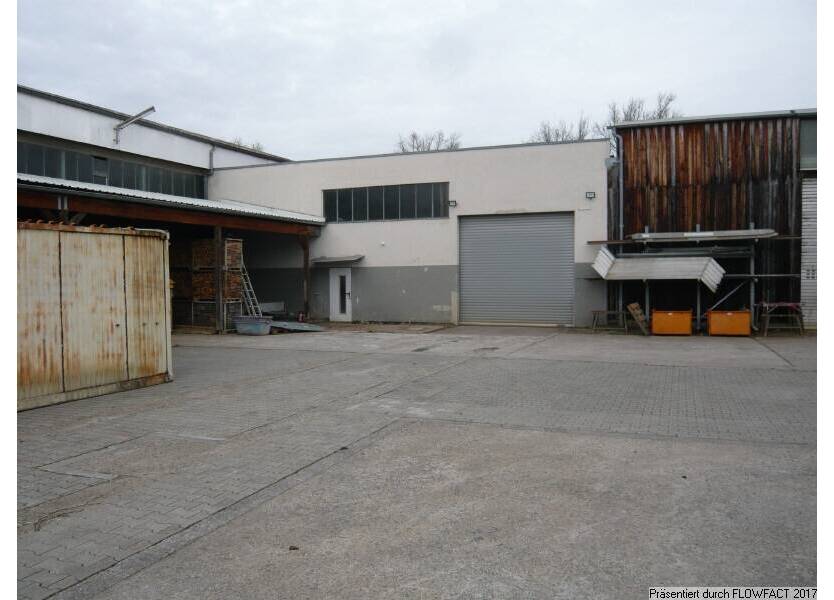 Lagerhalle mit Büro in der Nähe zur B-293 in Eppingen