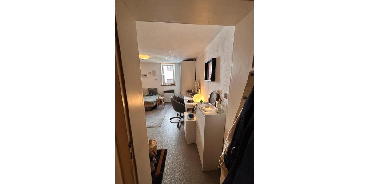 Etagenwohnung Marburg - 1 Zimmer, 15 m&sup2;, 435&euro; | Angebot:26649779