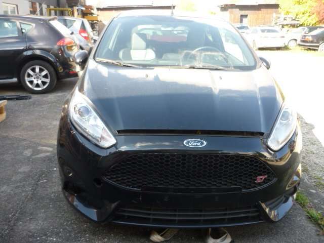 Ford Fiesta 228.022 km 1.950 € Lauingen 89415