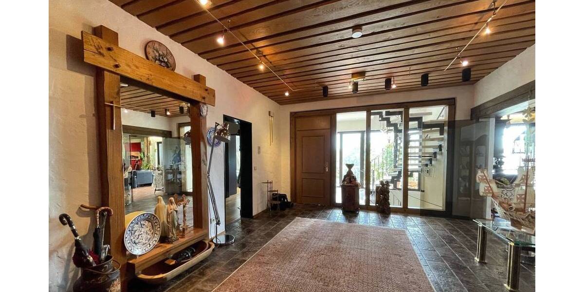 Etagenwohnung Arnsberg Obereimer - 7 Zimmer, 317 m&sup2;, 495.000&euro; | Angebot:26292706