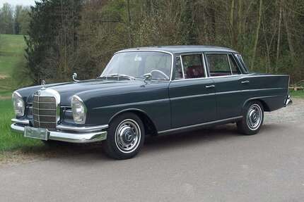 Mercedes 220
