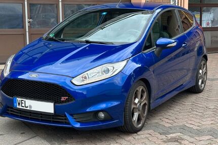 Ford Fiesta 170.000 km 7.190 &euro; Selters 65618