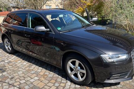 Audi A4 275.000 km 7.500 &euro; Grimma 04668