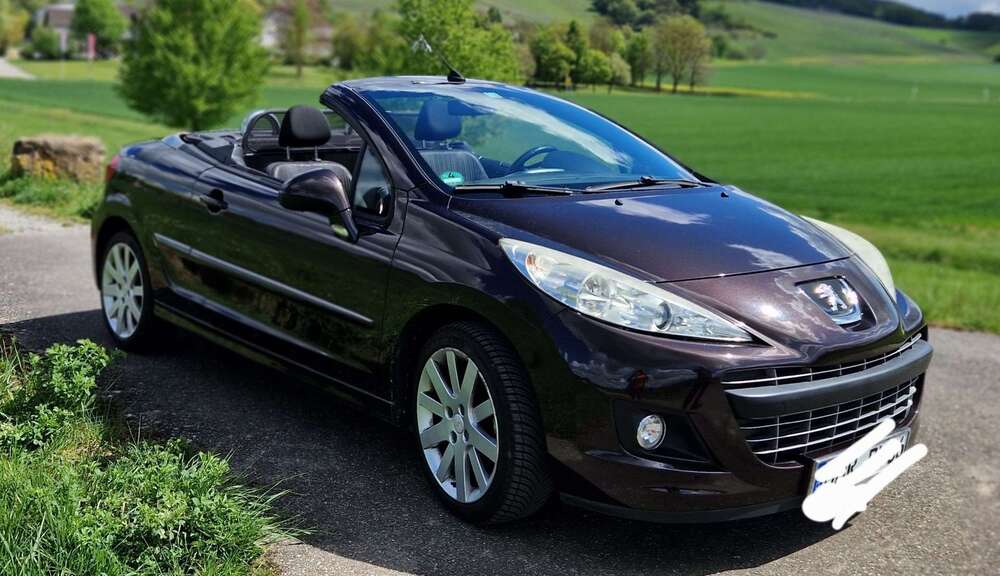 Peugeot 207 121.000 km 4.500 &euro; Bretzfeld 74626