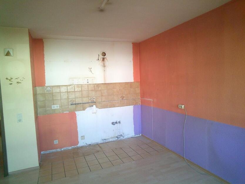 2 Zimmer SingleWohnung Küche Bad Balkon Saarbrücken Burbach 48qm