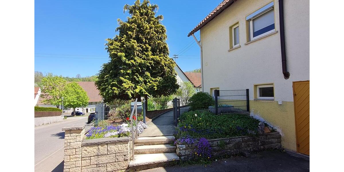 Einfamilienhaus Zimmern unter der Burg - 3 Zimmer, 100 m&sup2;, 950&euro; | Angebot:26387444