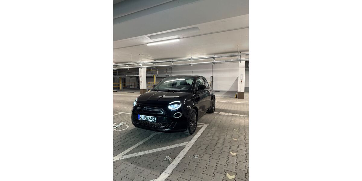 Fiat 500e 49.999 km 19.490 &euro; Wiesbaden 65185