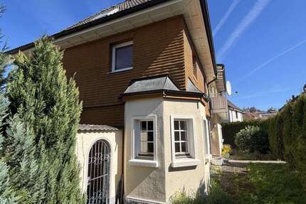 Haus Titisee-Neustadt Neustadt - 7 Zimmer, 178 m&sup2;, 320.000&euro; | Angebot:26670572