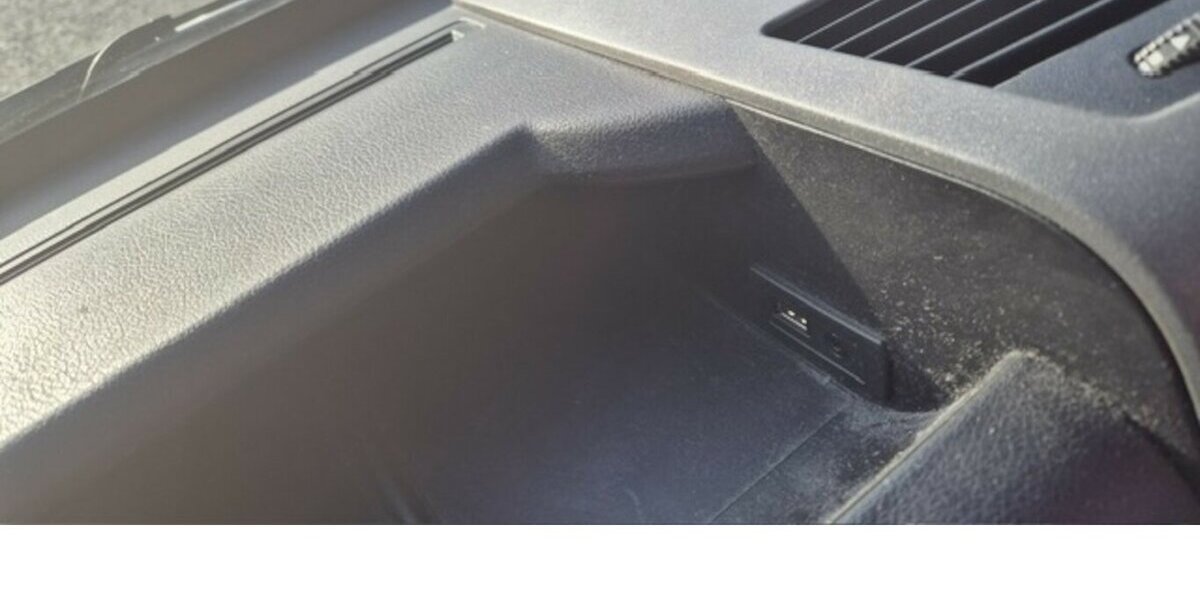 Mercedes-Benz Sprinter 319 CDI V6 9 Sitzer mit Dachklima 293.500 km 22.015 &euro; Muldestausee 06774