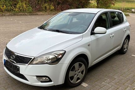 Kia ceed / Ceed 99.200 km 5.300 &euro; Melle 49328