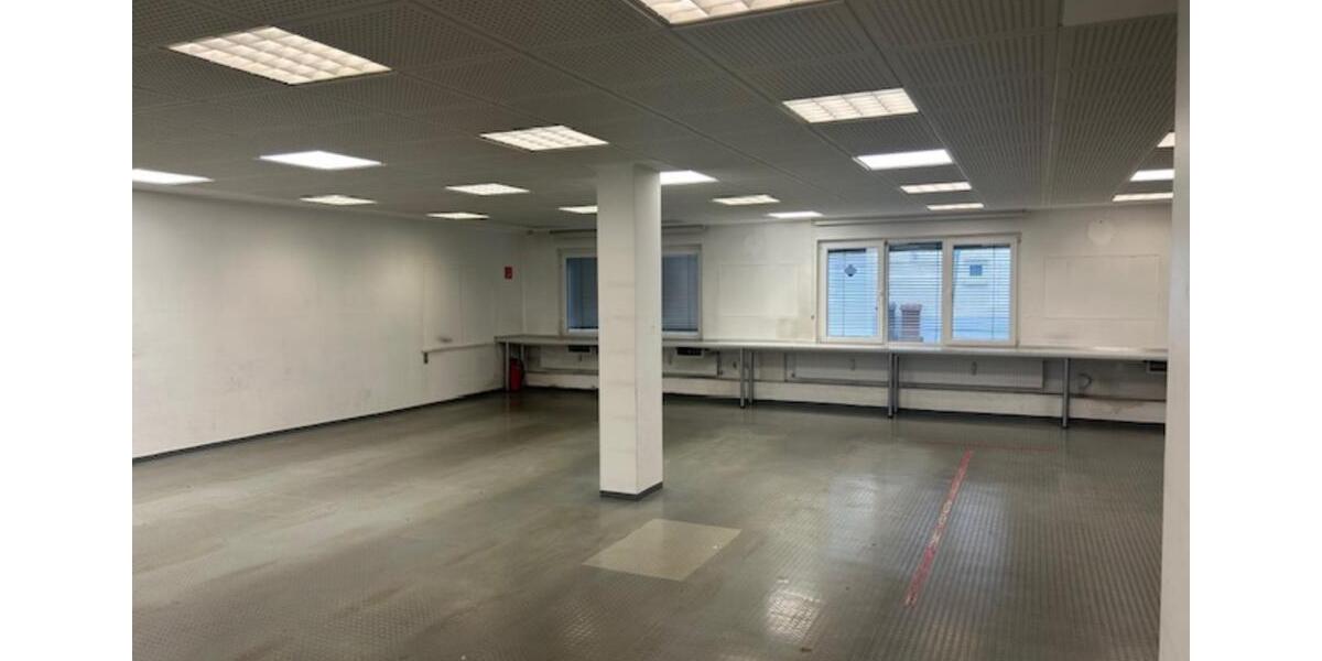 Gewerbeobjekt Deggendorf - 650&euro; | Angebot:23497240