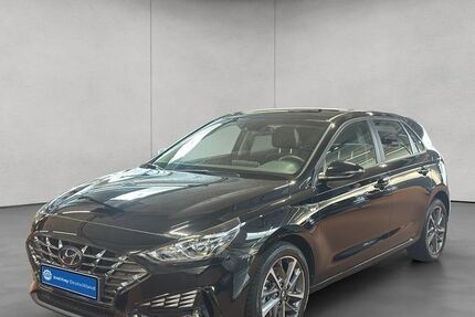 Hyundai i30 16.106 km 17.490 € Stuttgart 70565