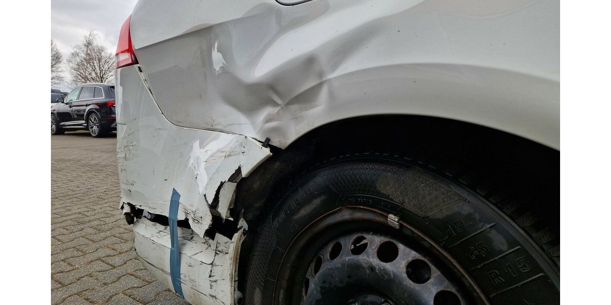 VW Golf Variant 1.6 TDI BMT 245.229 km 5.900 &euro; Wilsdruff 01723