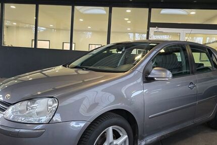 VW Golf 312.000 km 1.950 &euro; Göttingen 37081