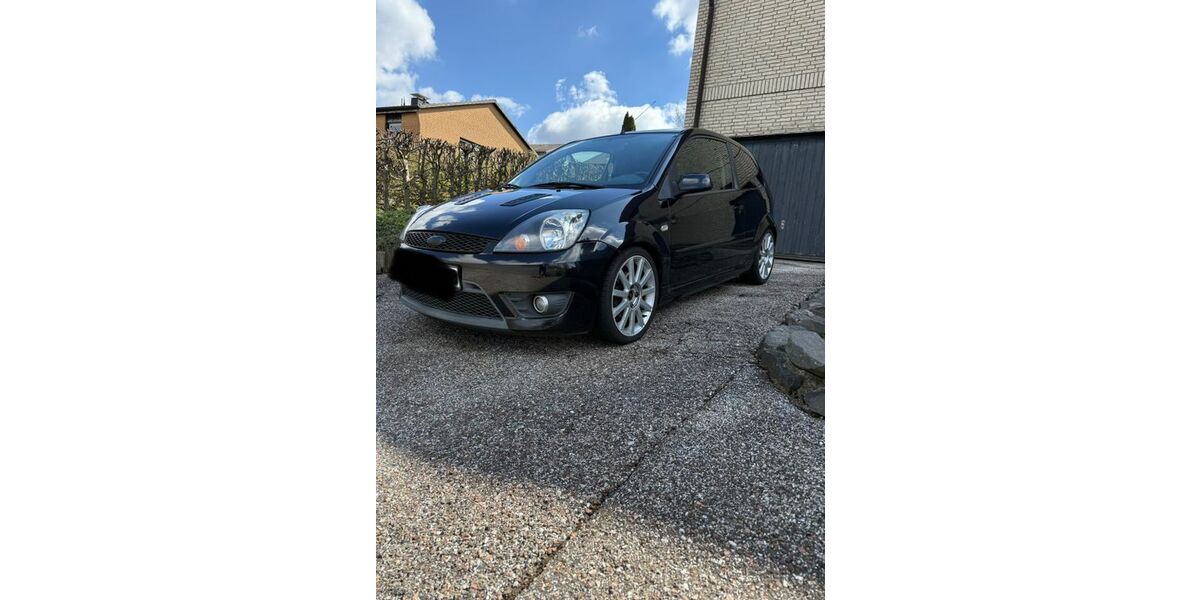 Ford Fiesta 198.000 km 6.500 &euro; Meinerzhagen 58540