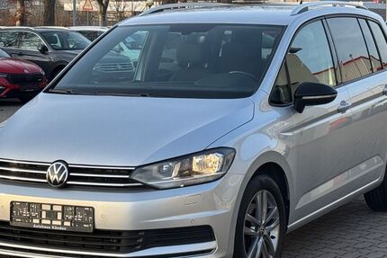 VW Touran 112.963 km 21.980 &euro; Neumünster 24537