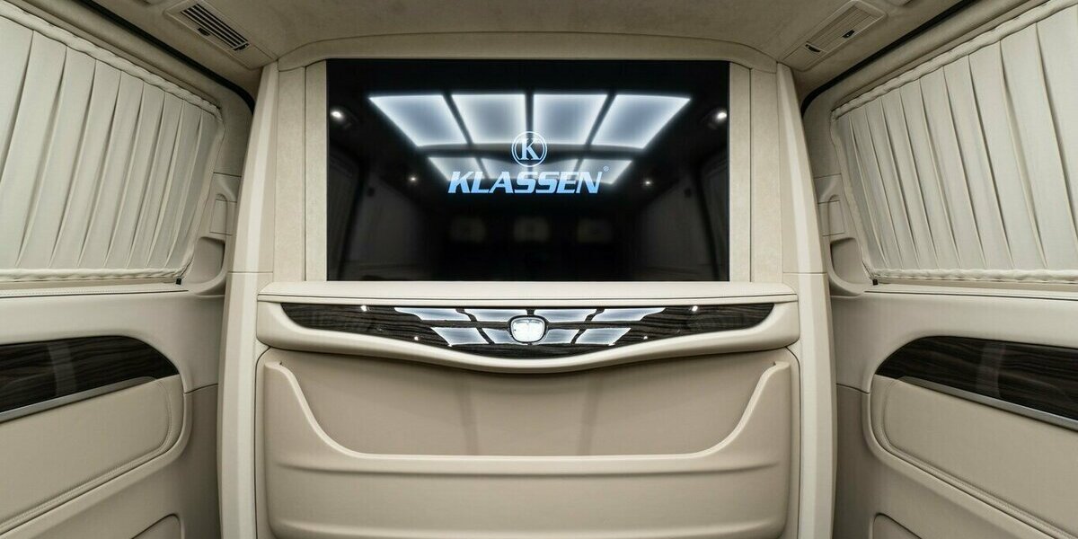Mercedes-Benz V 300 - V-Klasse - VIP Business VAN 1/1 1.600 km 232.050 &euro; Minden 32423