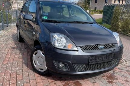 Ford Fiesta 197.600 km 1.850 &euro; Nützen 24568