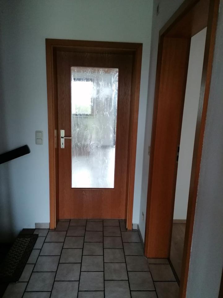 Doppelhaushälfte mit Garten und Garage