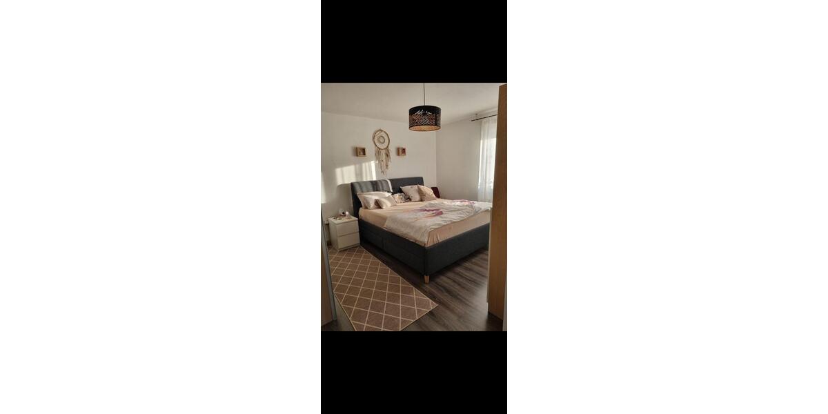 Etagenwohnung Gunzenhausen - 3 Zimmer, 75 m&sup2;, 650&euro; | Angebot:25396635