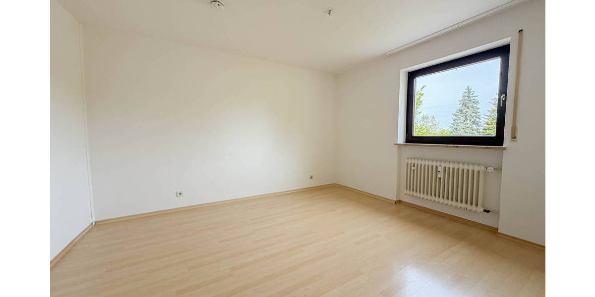 Etagenwohnung Coburg - 3 Zimmer, 93 m&sup2;, 205.000&euro; | Angebot:26358657