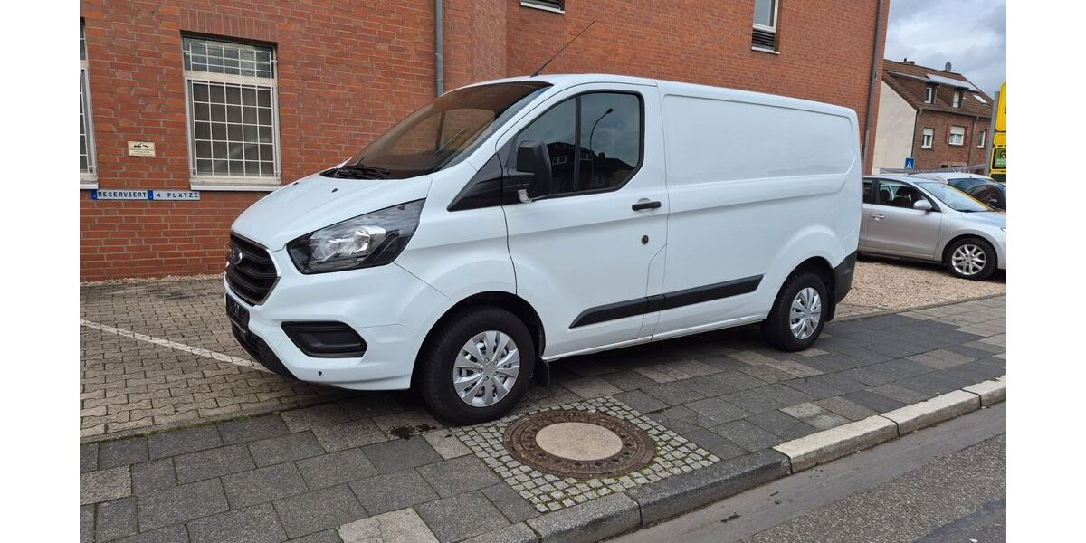 Ford Transit Custom 59.645 km 14.790 &euro; Bergheim 50126