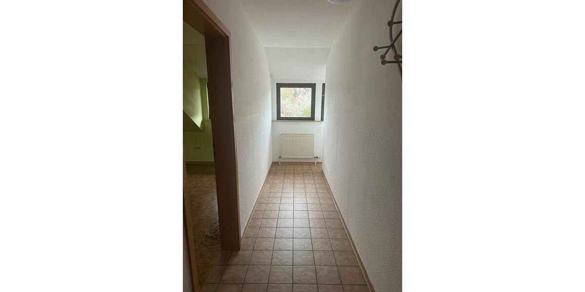 Dachgeschoßwohnung Losheim am See - 3 Zimmer, 100 m&sup2;, 800&euro; | Angebot:26582144