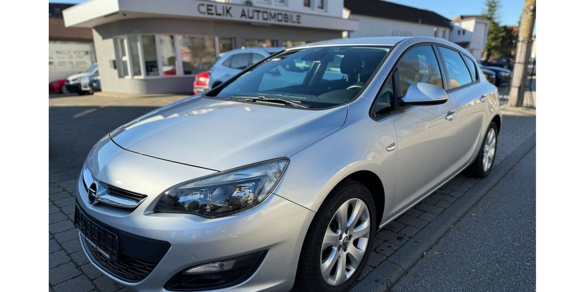 Opel Astra J 1.4 Lim. Edition SHZ PDC 100.000 km 5.990 &euro; Neckarsulm 74172