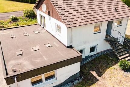 Haus Morsbach - 7 Zimmer, 170 m&sup2;, 300.000&euro; | Angebot:25236977