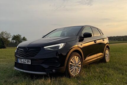 Opel Grandland (X) 142.100 km 13.500 &euro; Kienberg 83361