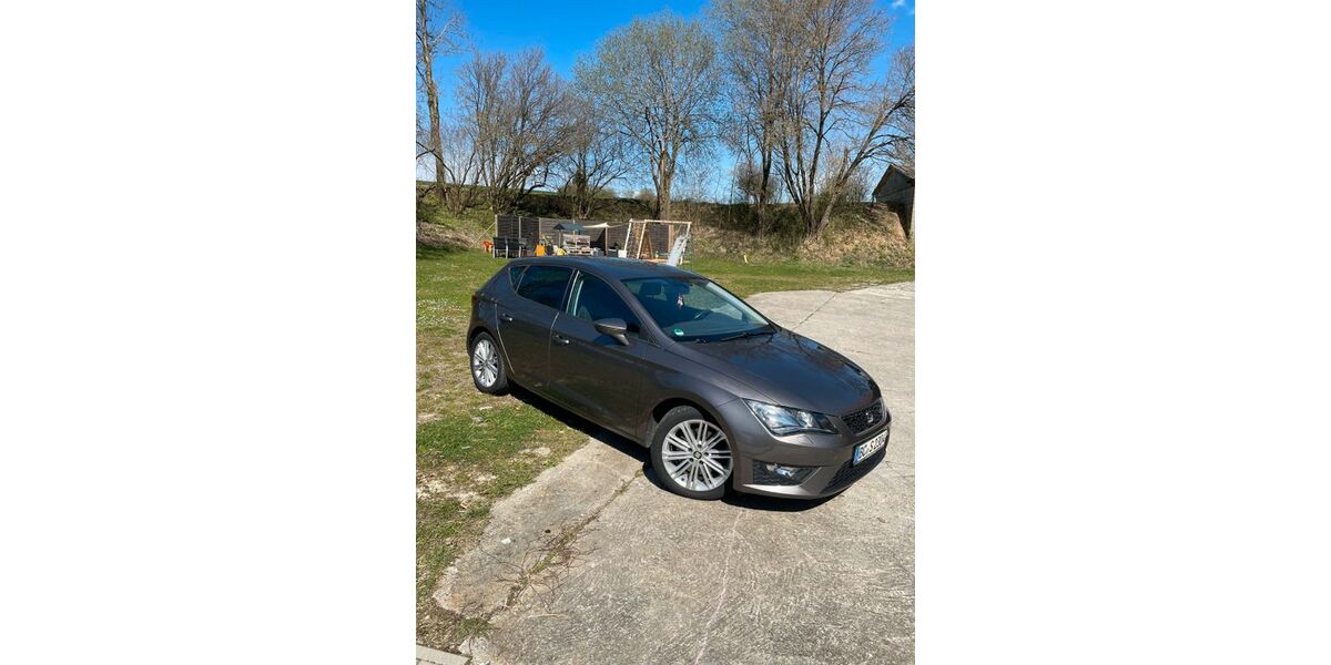 Seat Leon 122.500 km 14.999 &euro; Eberhardzell 88436