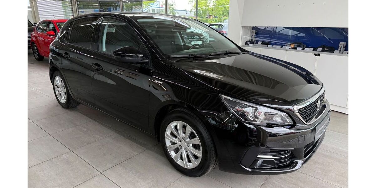 Peugeot 308 95.000 km 8.490 &euro; Braunschweig 38116