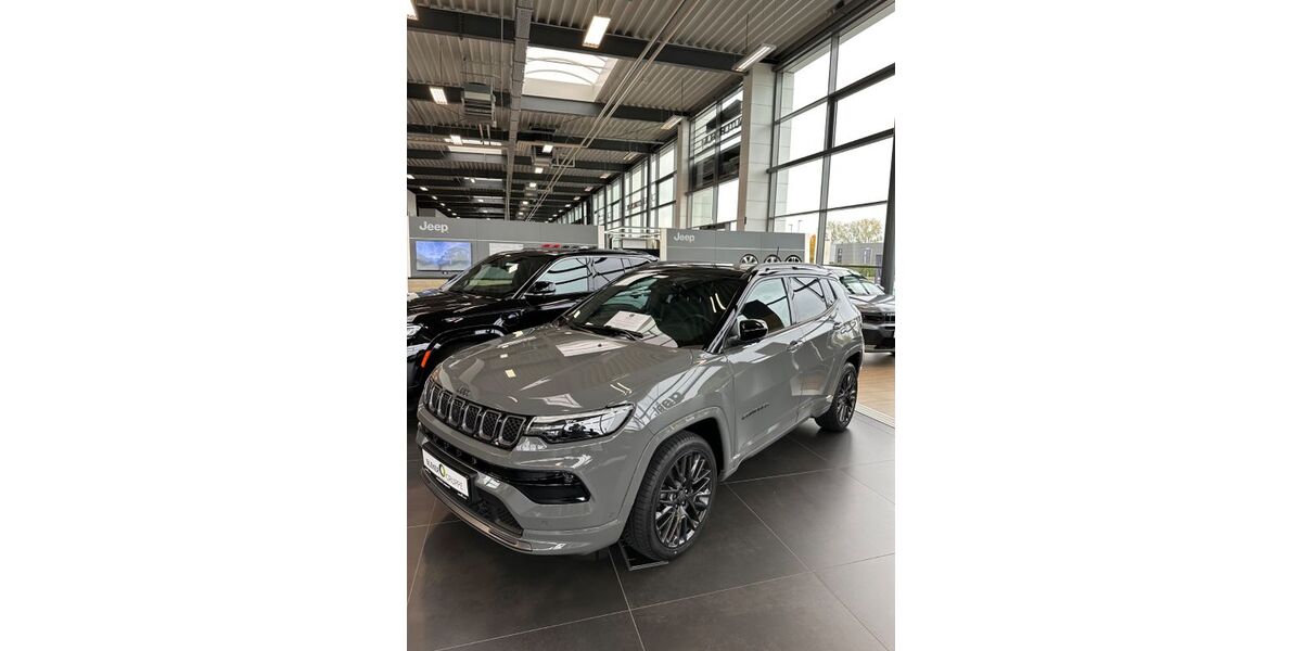 Jeep Compass 33.000 km 24.100 &euro; Münster 48145