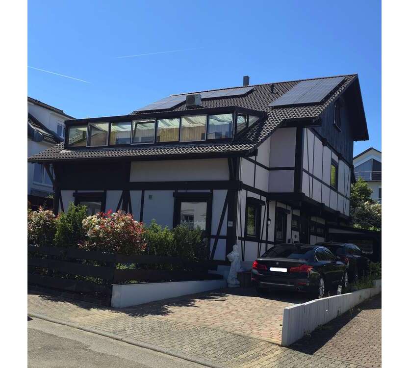 Haus zum Kaufen in Pfinztal 925.000 € 292 m²