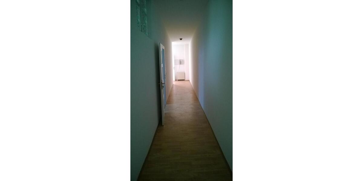 Etagenwohnung Mittweida - 3 Zimmer, 70 m&sup2;, 350&euro; | Angebot:25930648