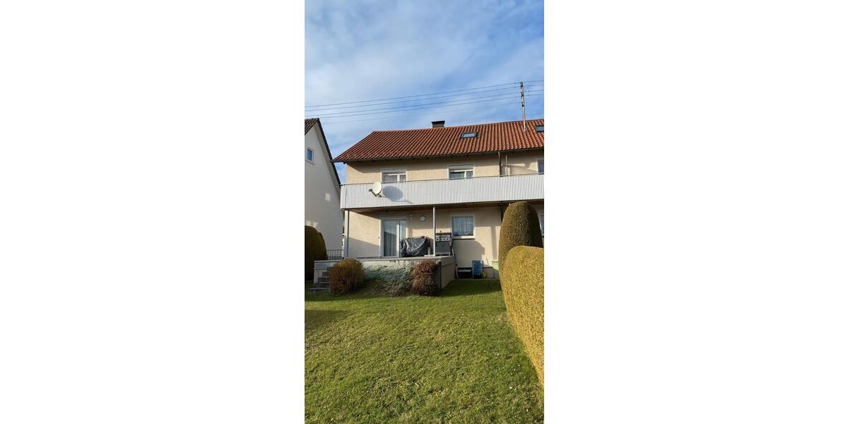 Doppelhaushälfte Gosheim - 7 Zimmer, 170 m&sup2;, 328.000&euro; | Angebot:26356023