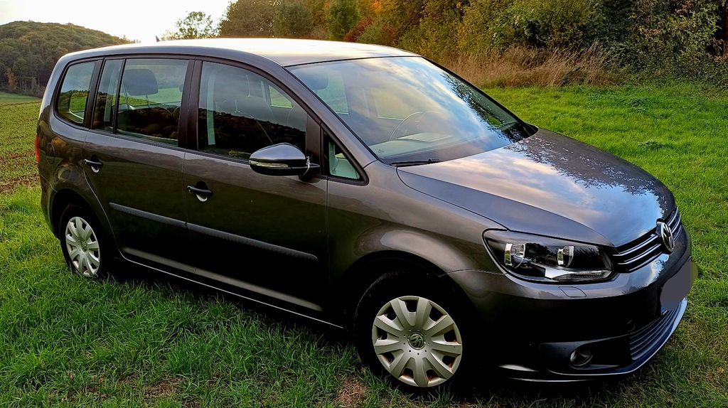VW Touran 105.000 km 8.000 &euro; ROTENBURG 36199