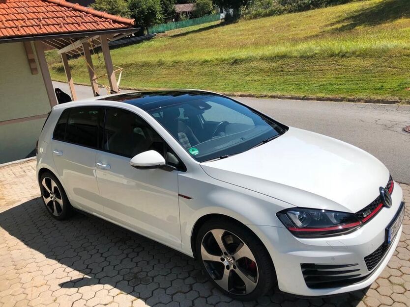 VW Golf 131.224 km 14.500 € Neuschönau 94556