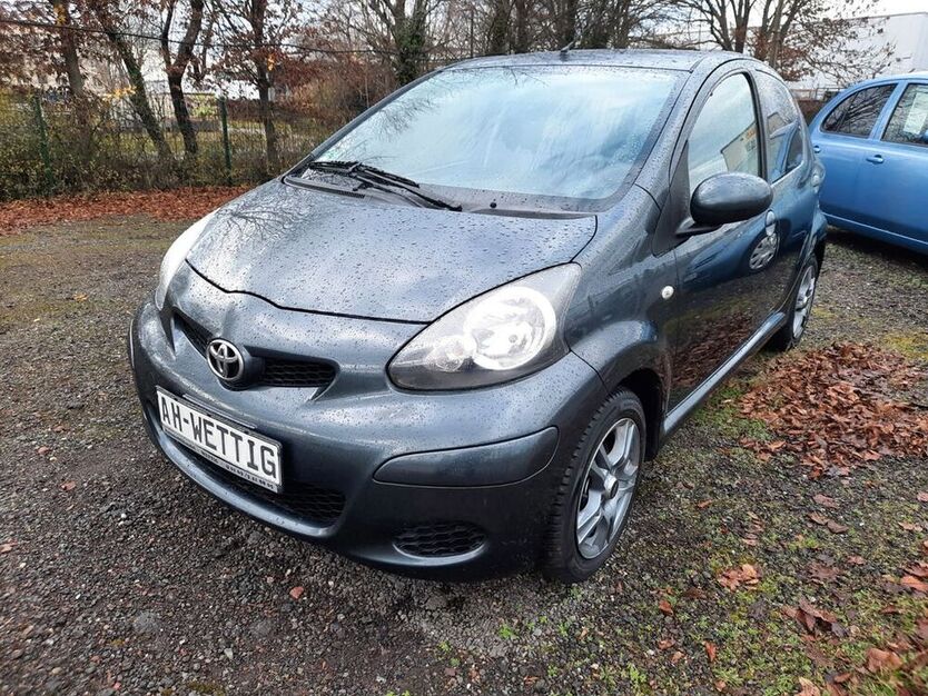 Aygo (X)