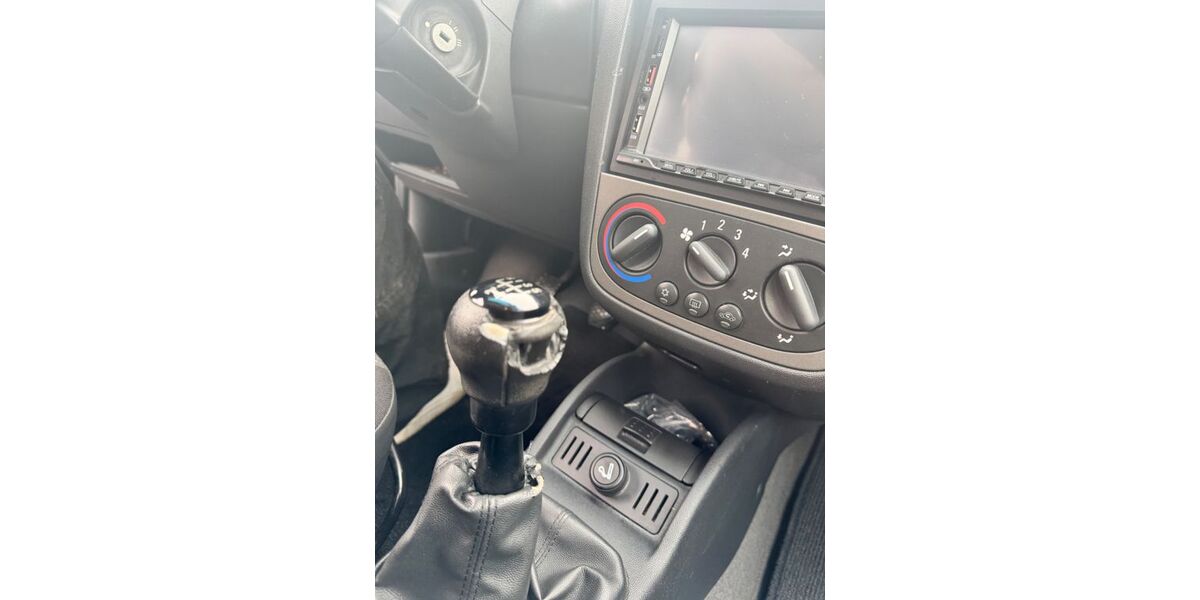 Opel Corsa 80.229 km 1.999 &euro; Menden Lendringsen 58710