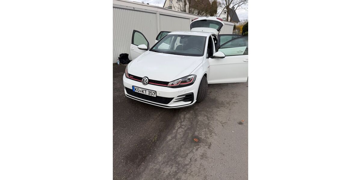 VW Golf 86.000 km 21.500 &euro; Koblenz 56070