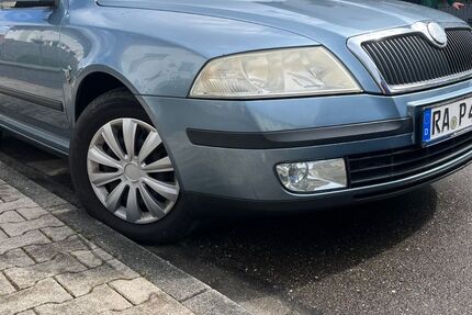 Skoda Octavia 300.000 km 2.799 &euro; Sinzheim 76547