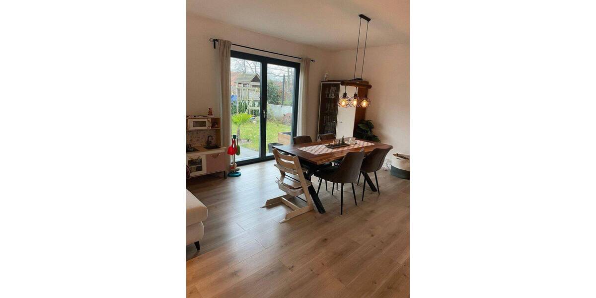 Doppelhaushälfte Büchen - 4 Zimmer, 124 m&sup2;, 1.750&euro; | Angebot:26866277
