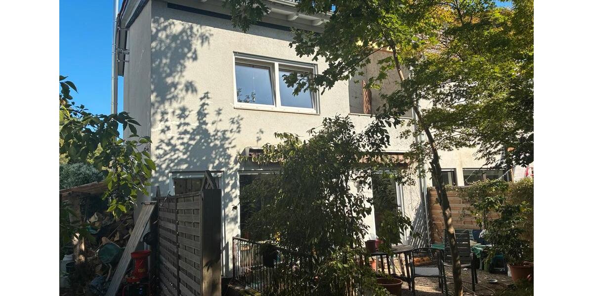 Reihenhaus Schriesheim - 7 Zimmer, 155 m&sup2;, 890.000&euro; | Angebot:25861185