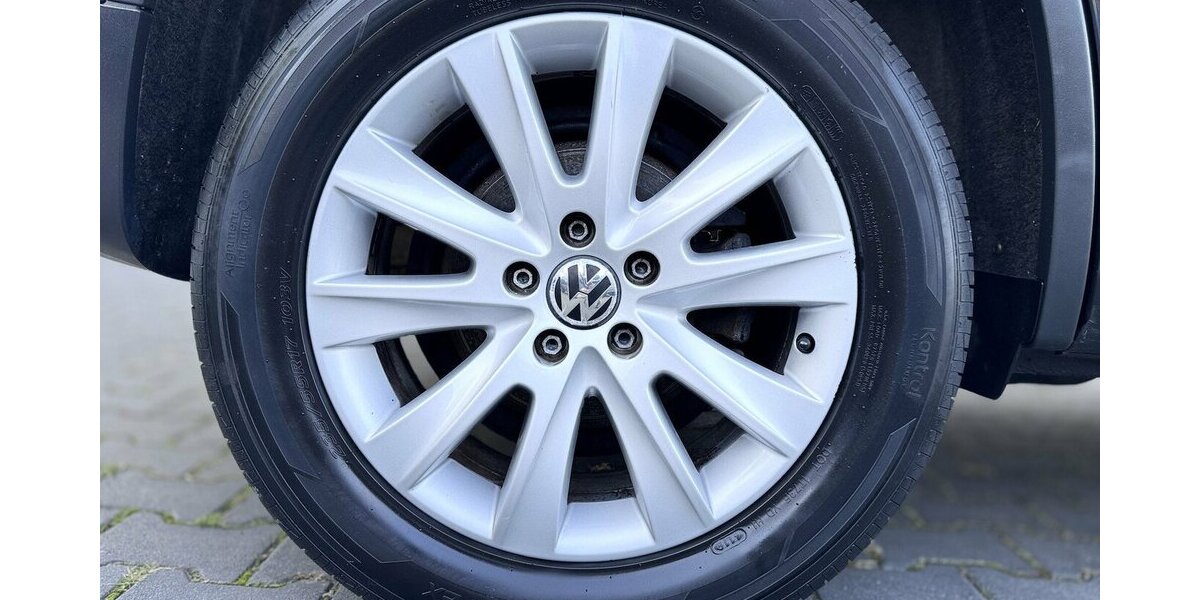 VW Tiguan Sport & Style / Allrad/ Automatik / Leder 195.000 km 8.900 € Mönchengladbach 41066