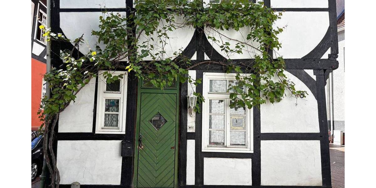 Stadtgeschichte mit Perspektive! Fachwerkhaus am Johanniskirchhof! 4 zimmer