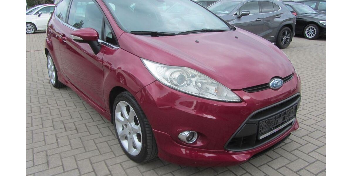 Ford Fiesta 141.700 km 4.990 &euro; Kretzschau 06712