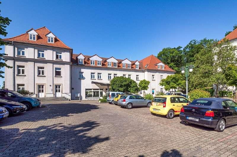 Ladengeschäft an der B172! zimmer