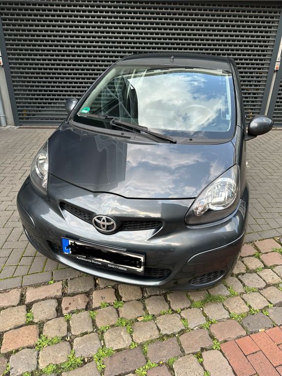 Aygo (X)